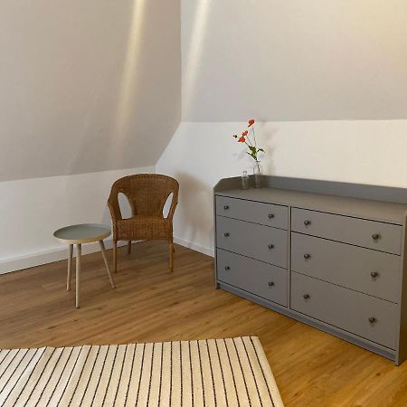 Ferienhaus Sieglinde Mit Deichblick Emden Exteriör bild