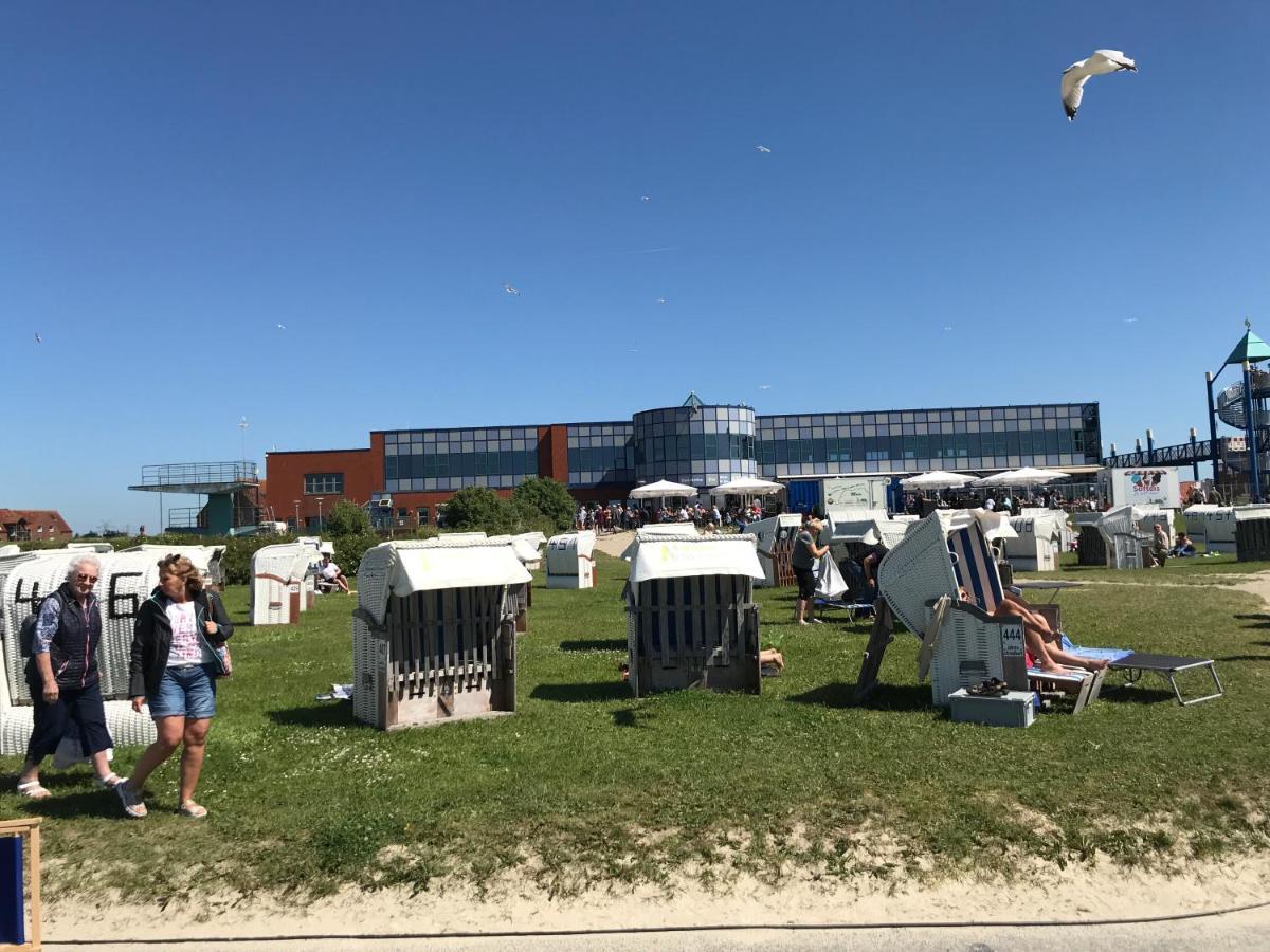 Ferienhaus Sieglinde Mit Deichblick Emden Exteriör bild