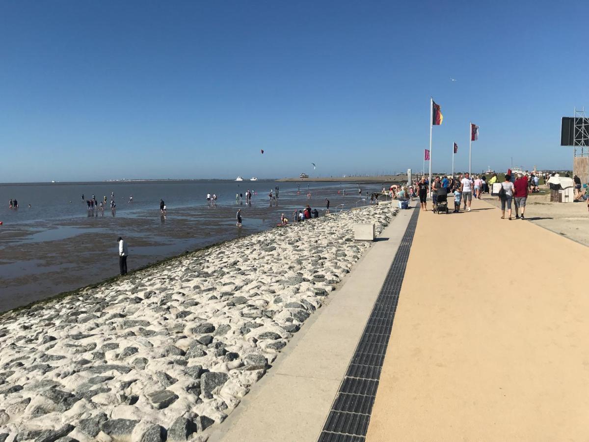 Ferienhaus Sieglinde Mit Deichblick Emden Exteriör bild