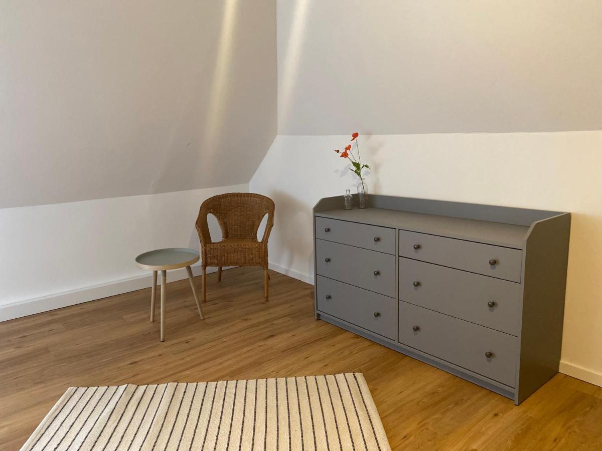 Ferienhaus Sieglinde Mit Deichblick Emden Exteriör bild