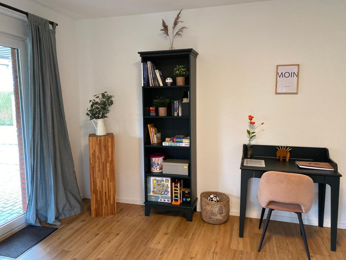 Ferienhaus Sieglinde Mit Deichblick Emden Exteriör bild